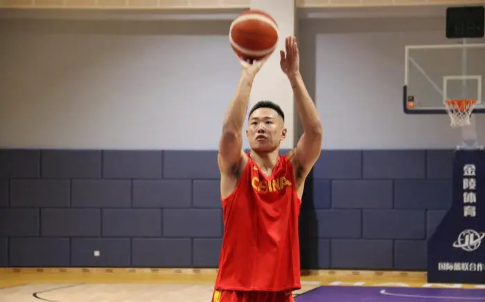 篮球训练一周计划怎么安排表_2